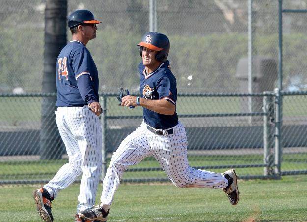 Vidrio goes the distance again as Pirates roll past Hornets, 7-1