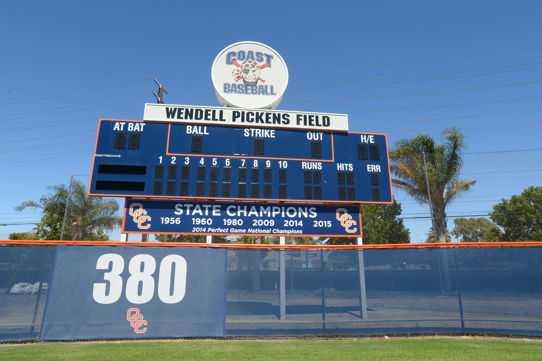Pirates snap Cougars' unbeaten streak with 13-3 victory