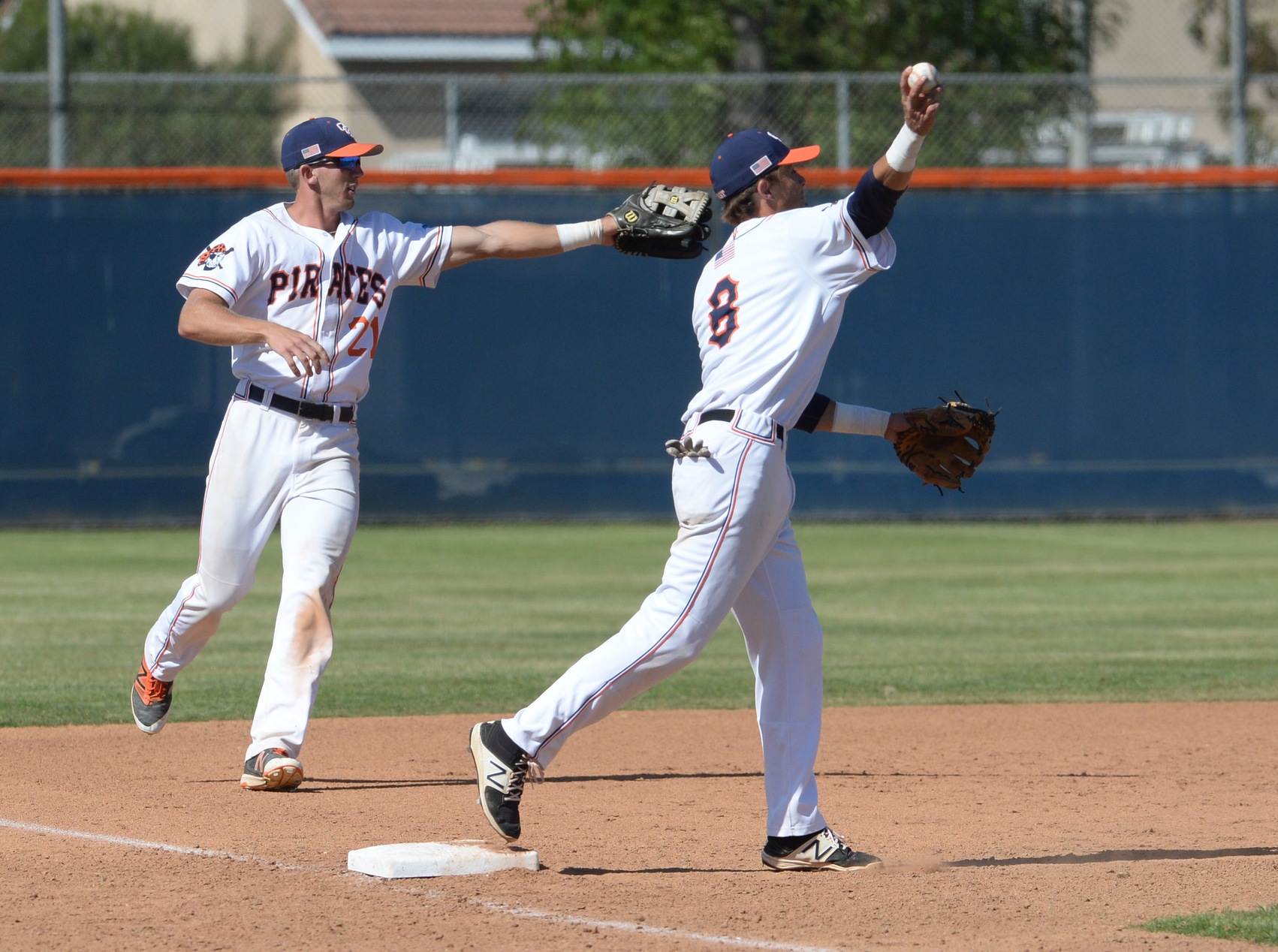 Pirates drop series opener to Santa Ana, 3-1