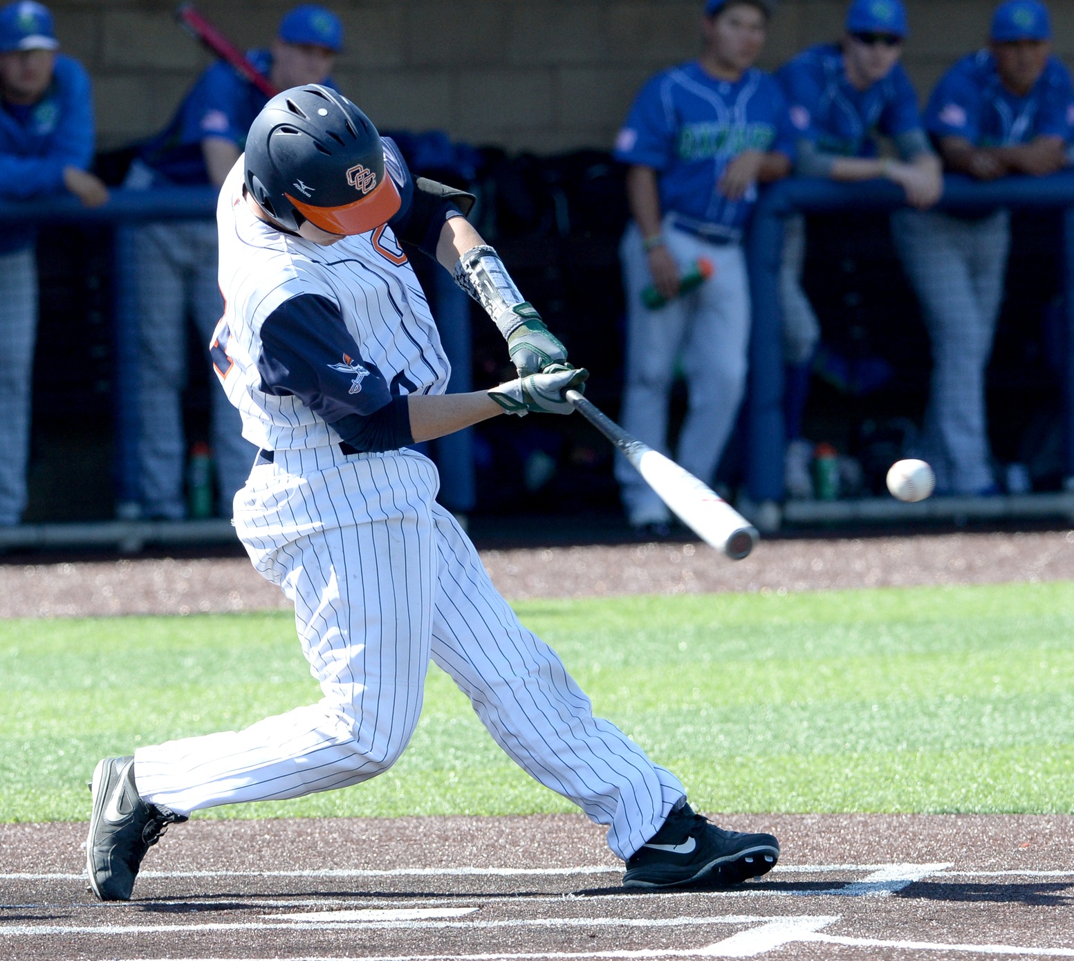 Pirates win wild one over Lasers, 8-7, in 10 innings
