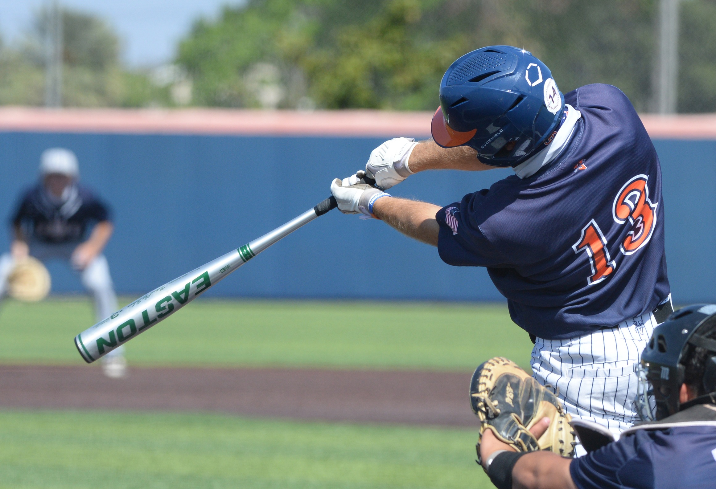 Pirates continue to roll with DH sweep over Rustlers