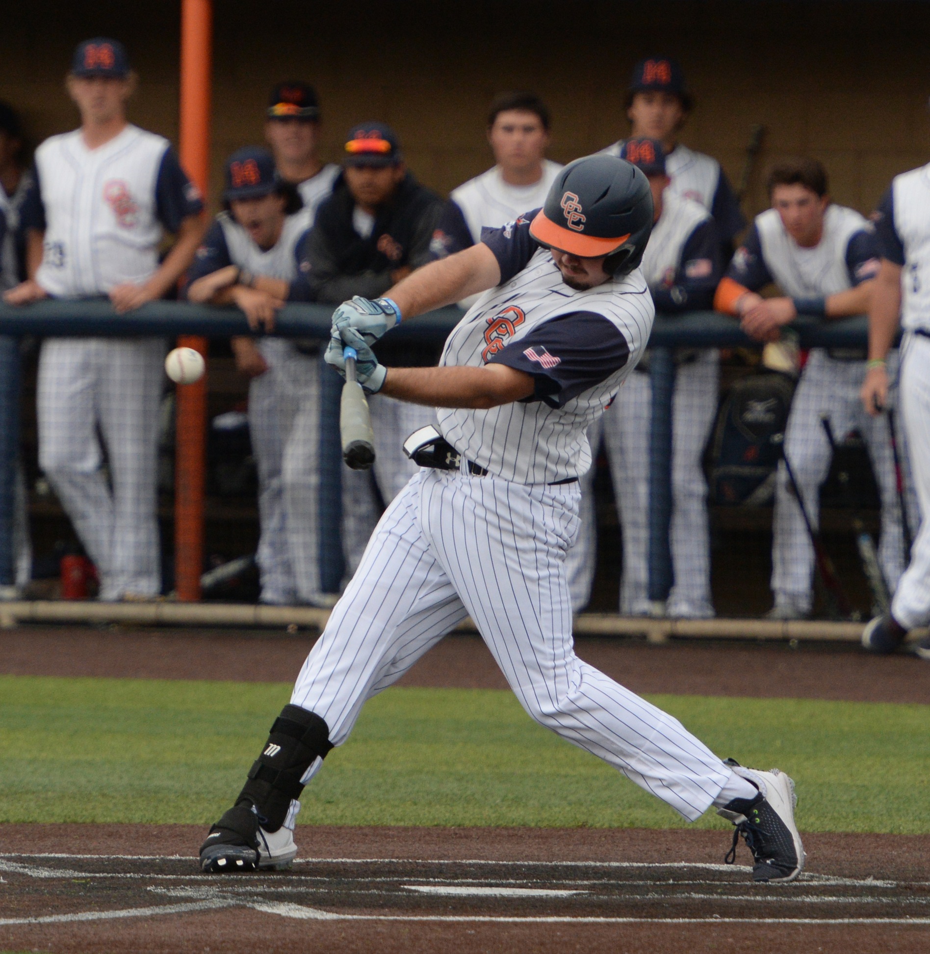 Pirates score early, often in win over Dons