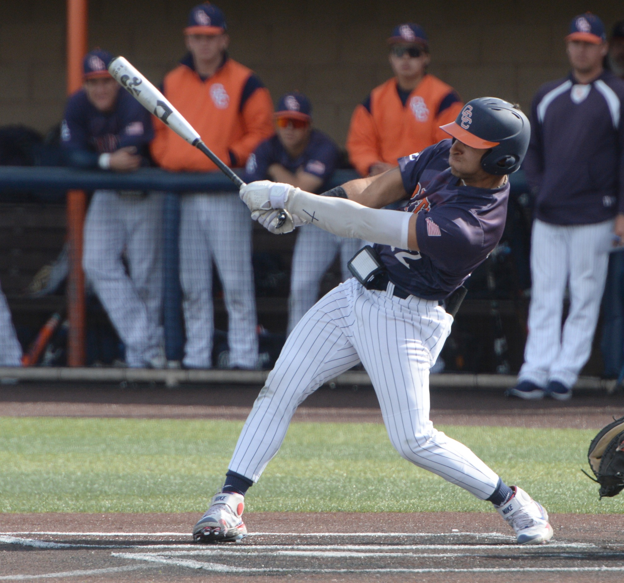 Pirates go deep three times in 10-8 win over Cougars