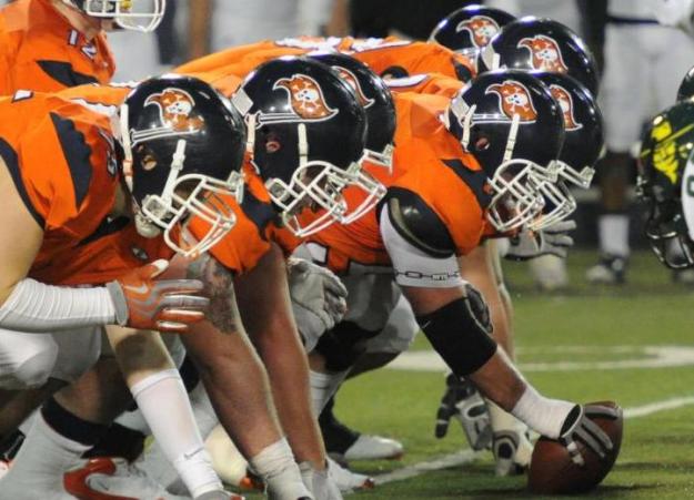 Pirates can't contain Griffins, lose 49-31