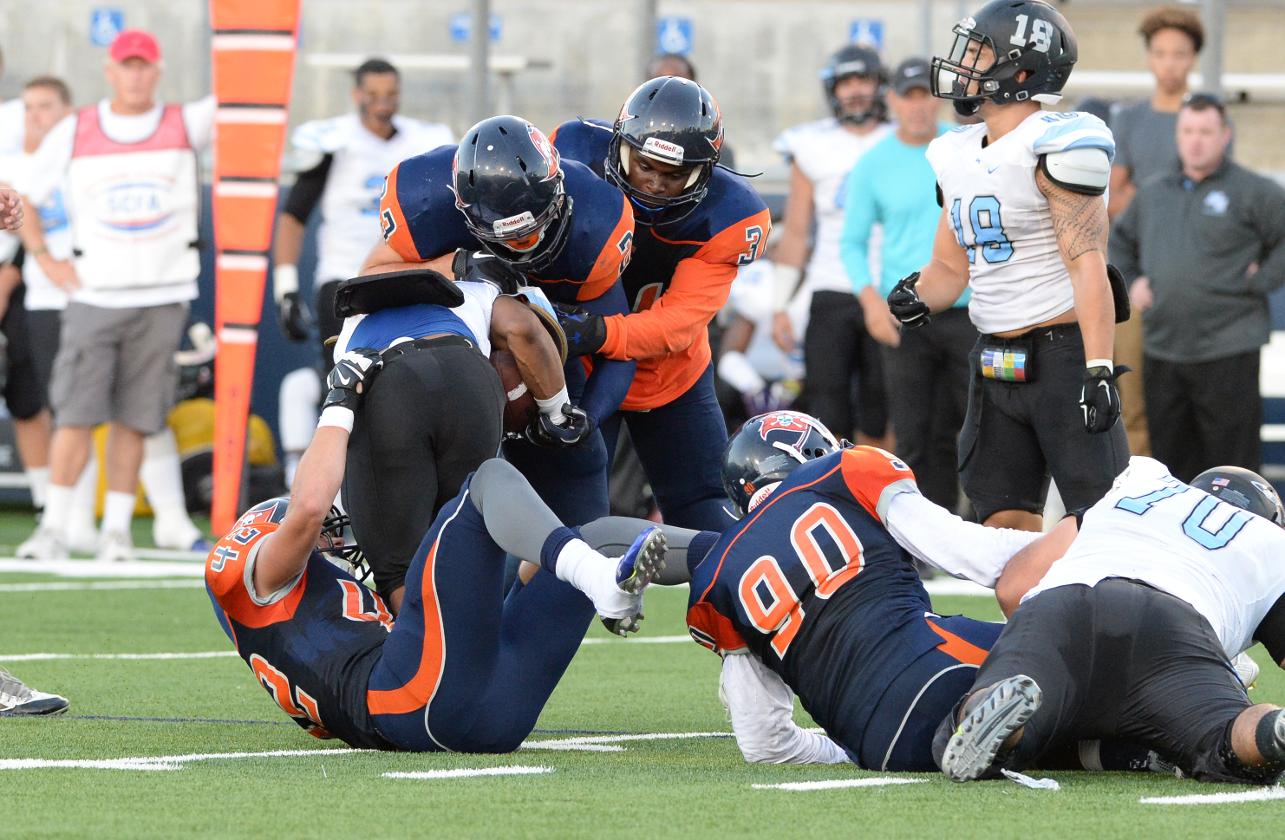 Second-half surge dooms Pirates in loss to Saddleback