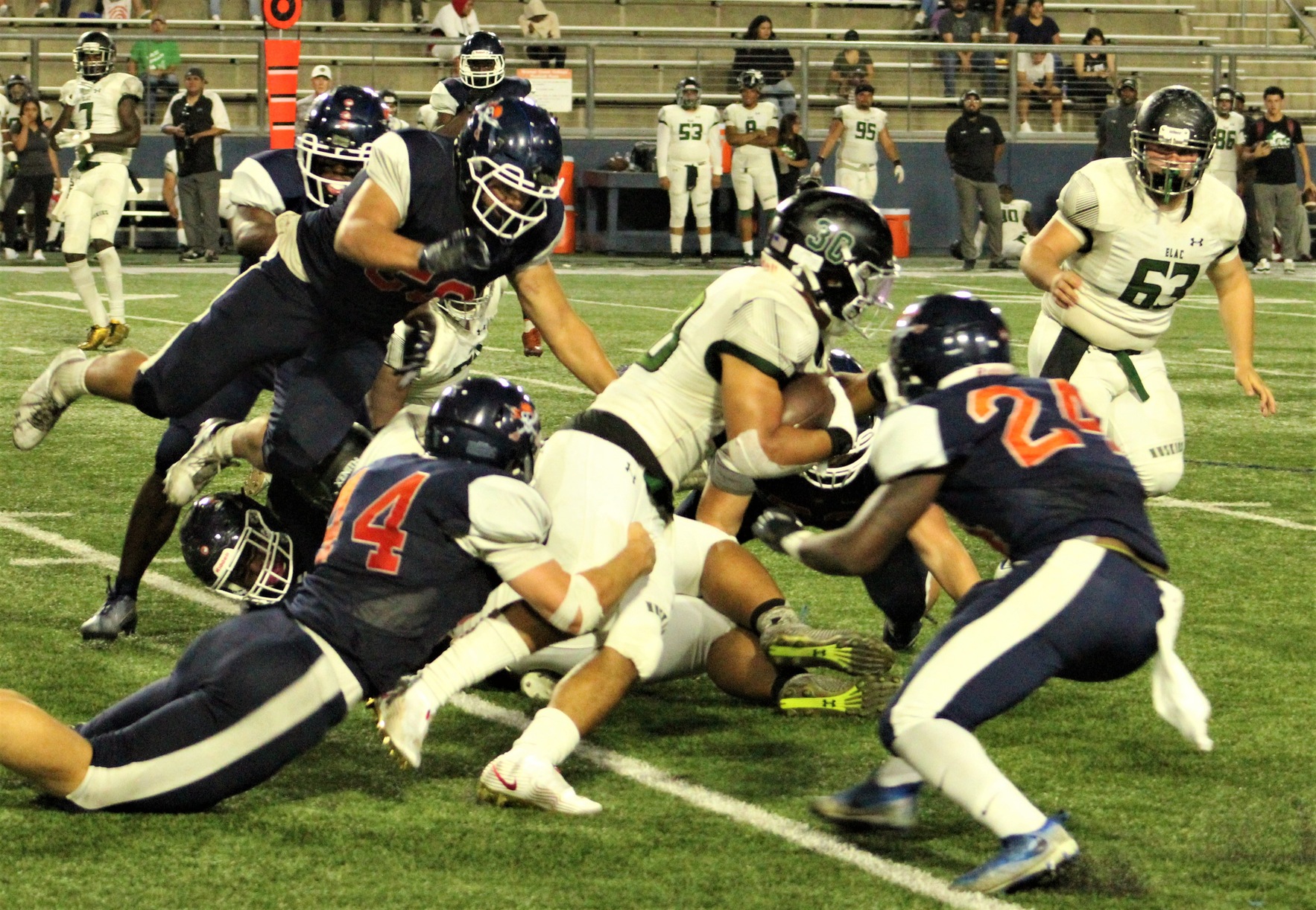 Pirates drop to 0-2 with loss to Huskies