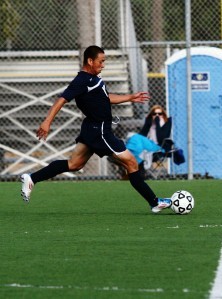 Pirates rout Dons 5-1