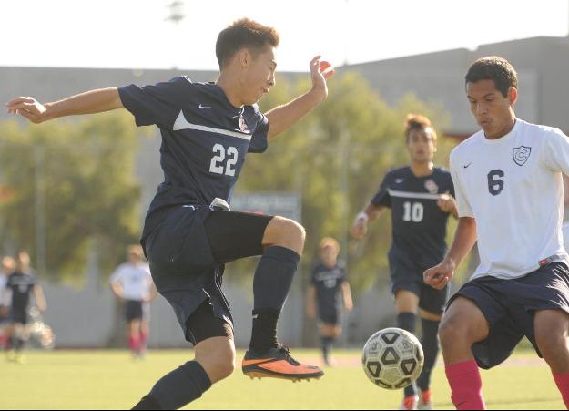 Pirates answer late to earn tie with Fullerton
