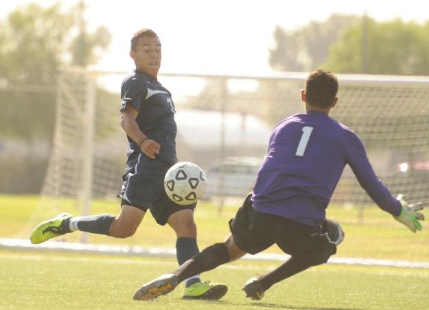 Pirates take on Roadrunners in SoCal Regional opener