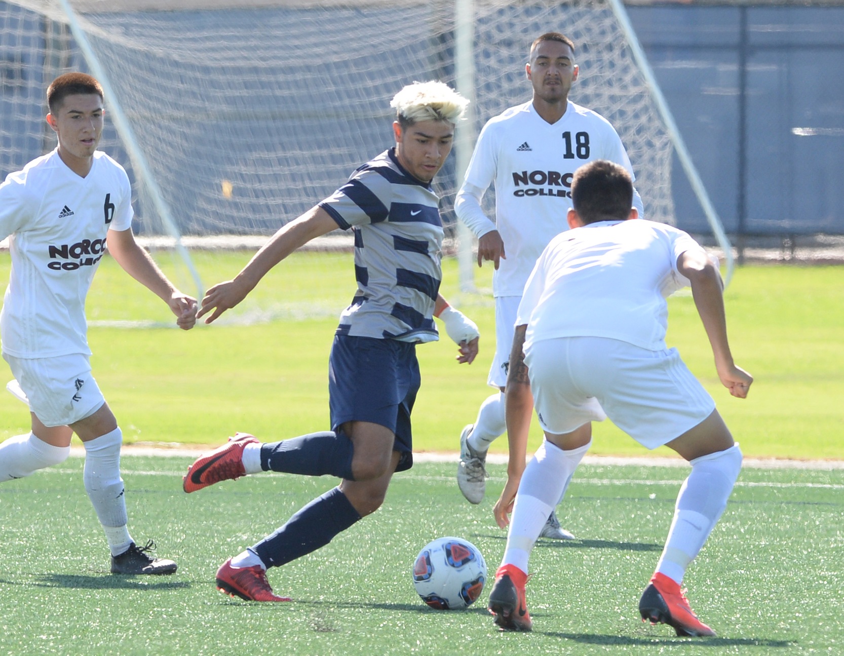 Cardenas' hat trick propels Pirates past Mustangs, 5-1