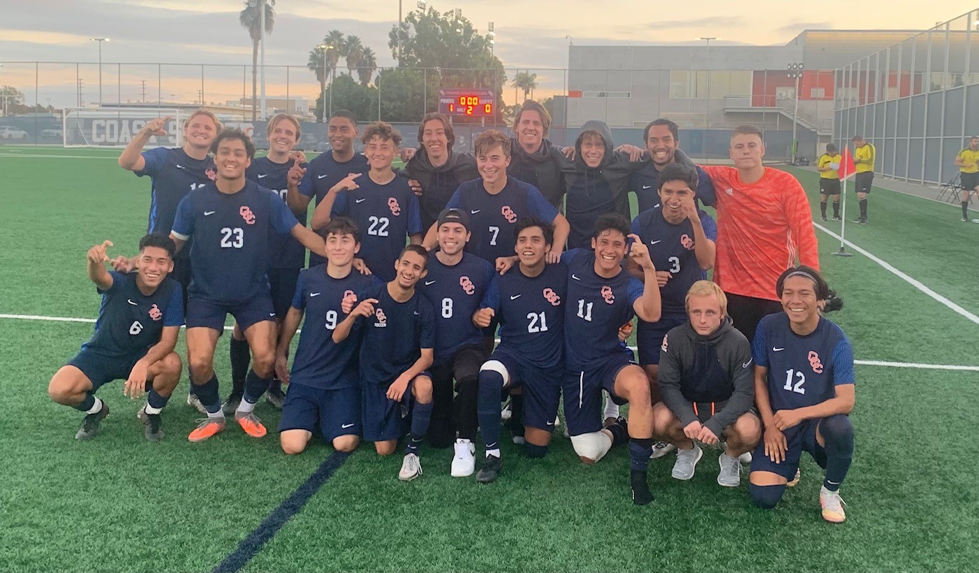 Pirates shock Rustlers, 1-0!