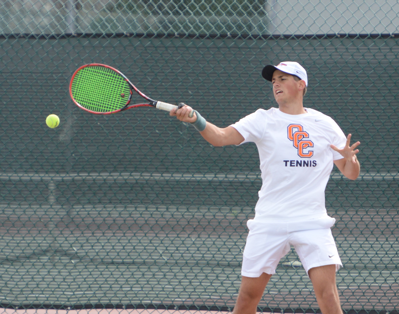 Pirates roll to 7-2 win at Bakersfield