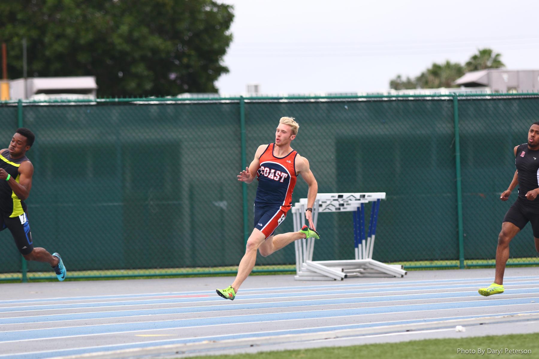 Warner breaks 40-year-old school record for Pirates at Cerritos Invitational