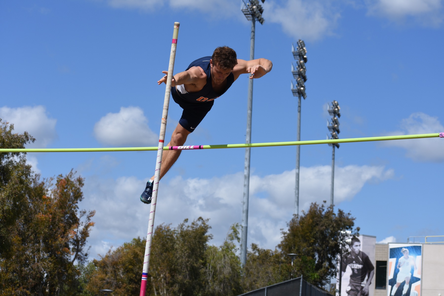 Pirate men capture top spot at 2019 Coast Classic Invitational
