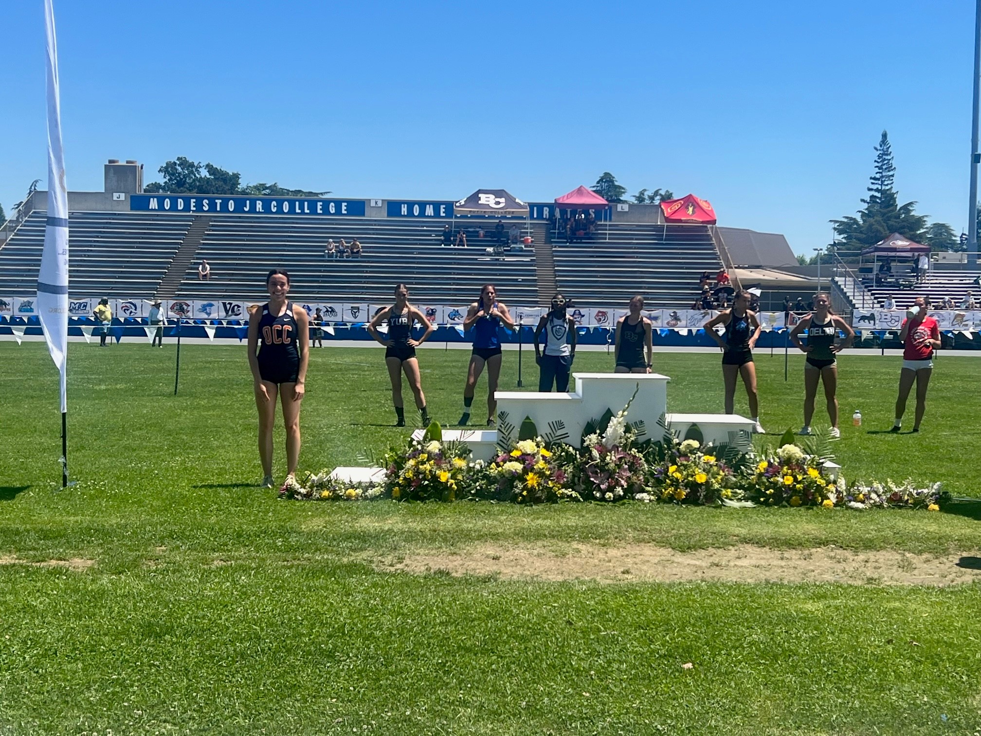 Muniz, Low, shine for Pirates at CCCAA State Meet
