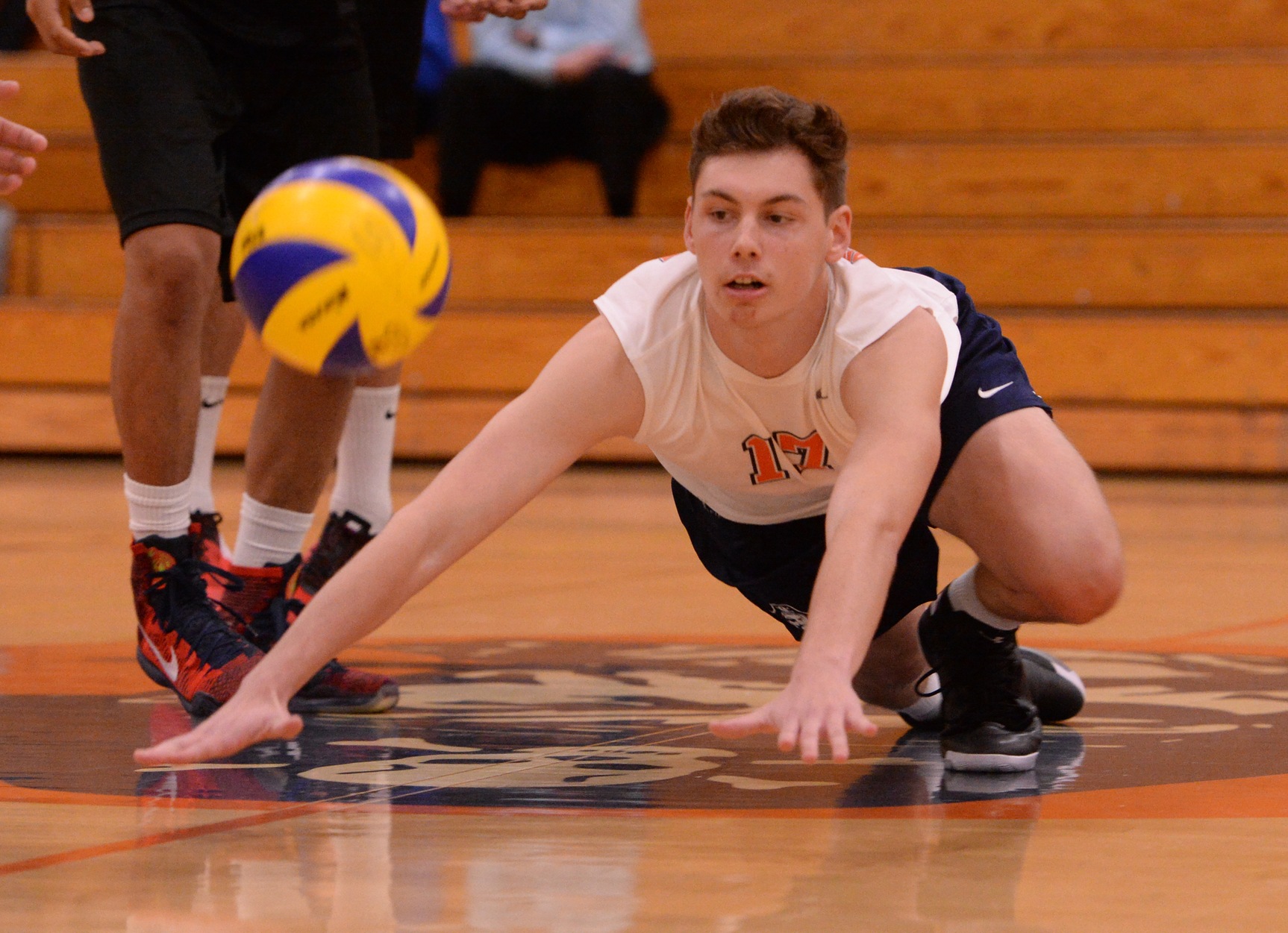 Pirates shake off rust, sweep past pesky Hornets