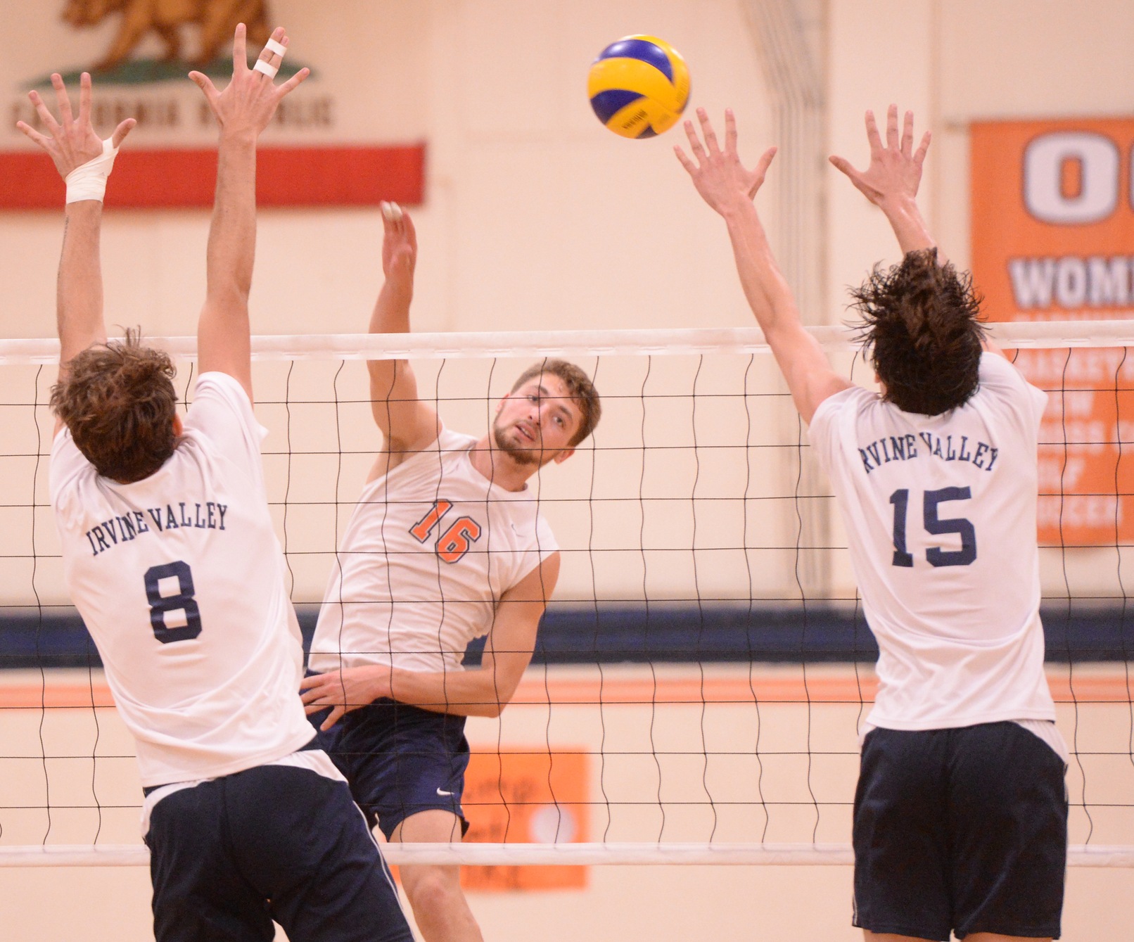 Hoppe named conference MVP as six Pirates earn All-OEC honors
