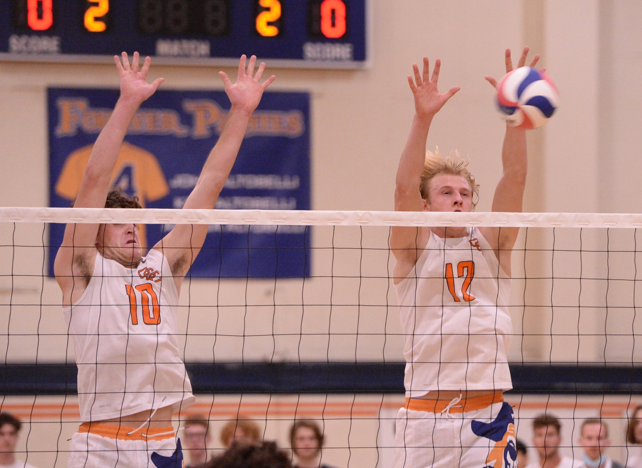 Pirates, Vikings set to face off for state volleyball title
