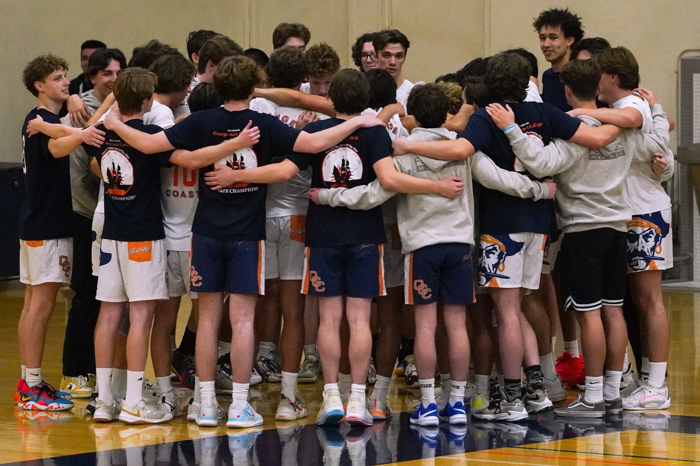 Pirates rout Rustlers with postseason on the horizon