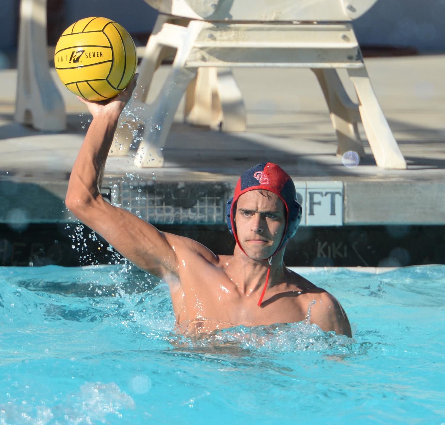 Pirates hold off late charge for 8-7 win over Tigers