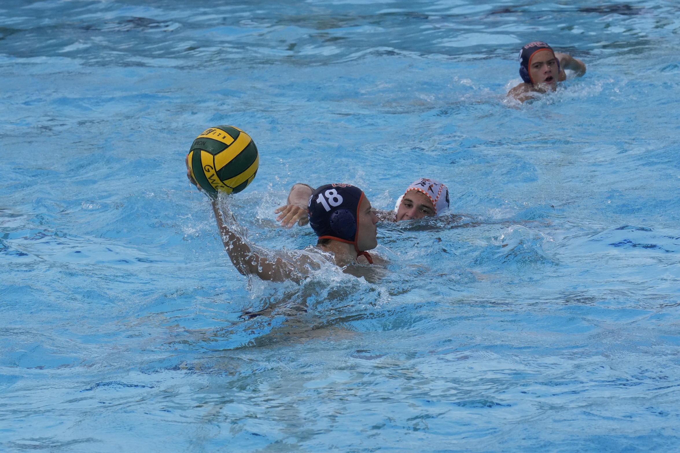 Pirates roll to big win over Hornets