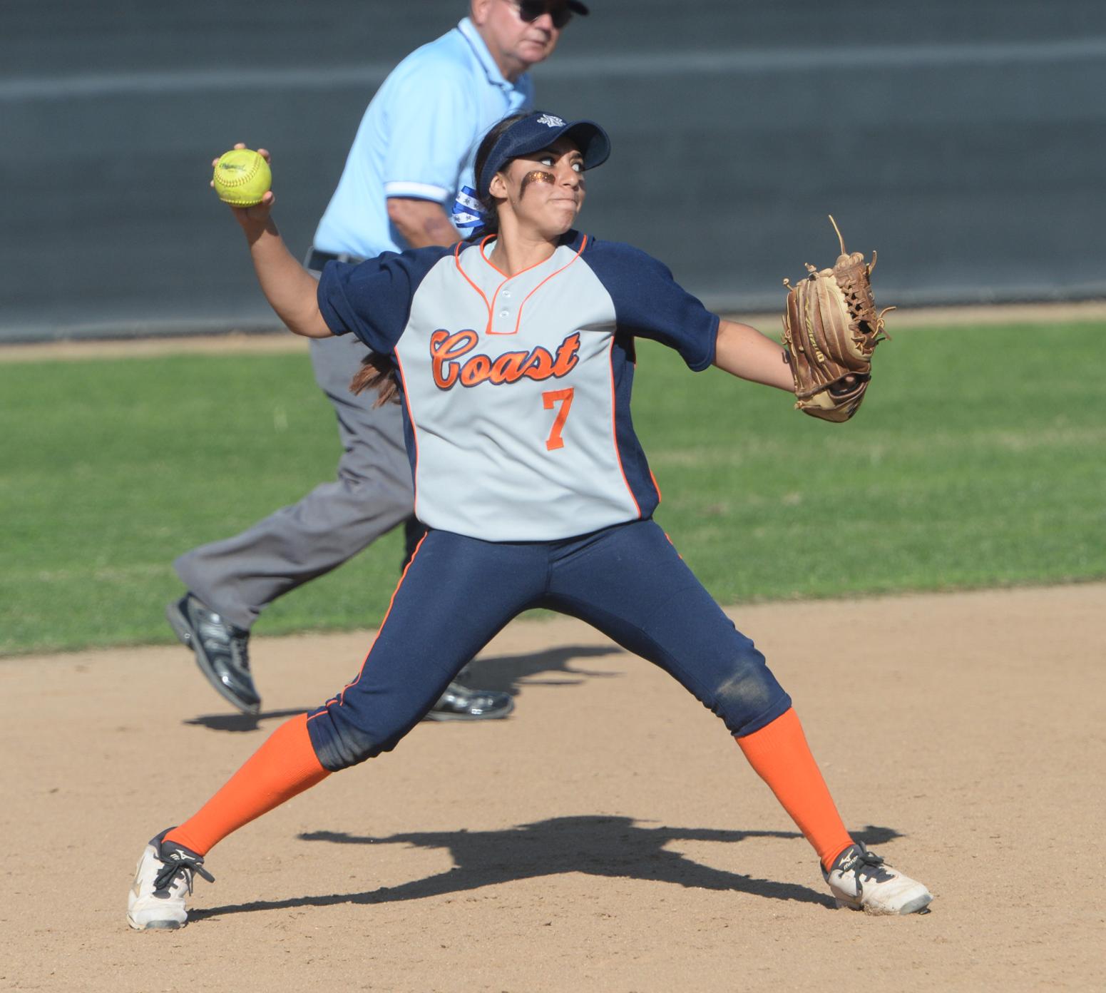 Pirates roll past El Camino-Compton, 19-0