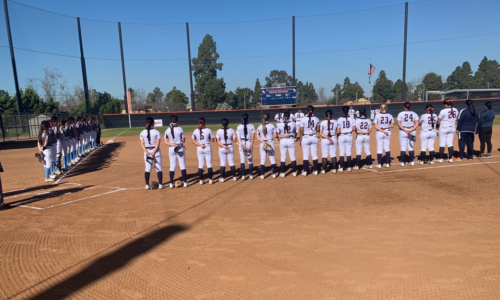 Pirates strike late, but come up short against Warriors