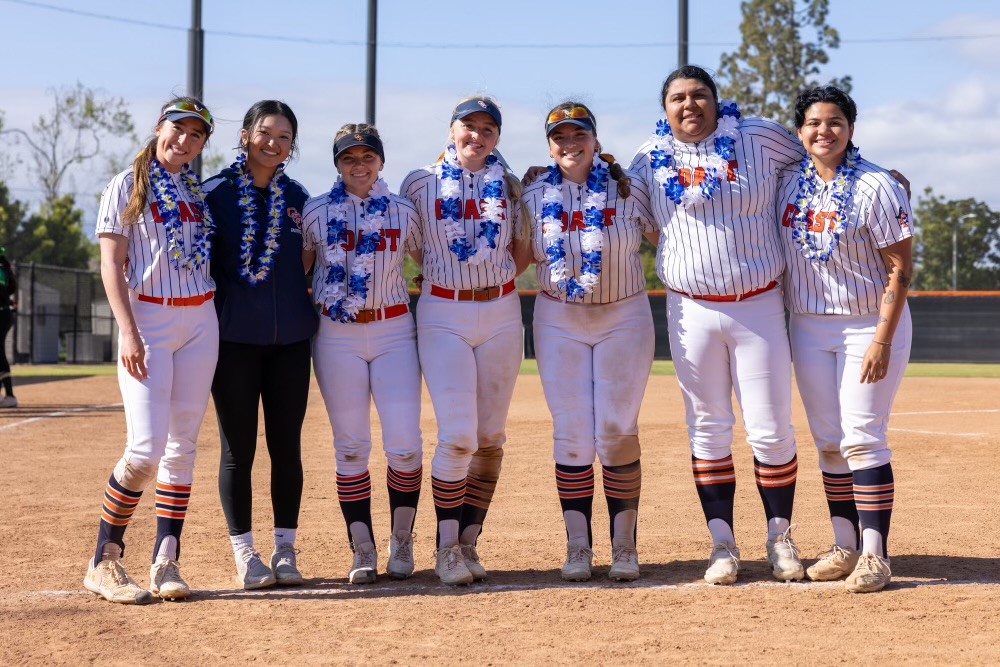 Amazing season ends for Pirates with playoff loss at Cypress