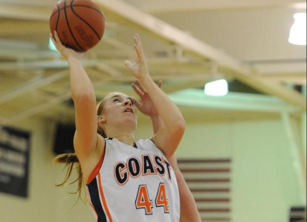 Pirates crash the boards and win big over visiting Dons