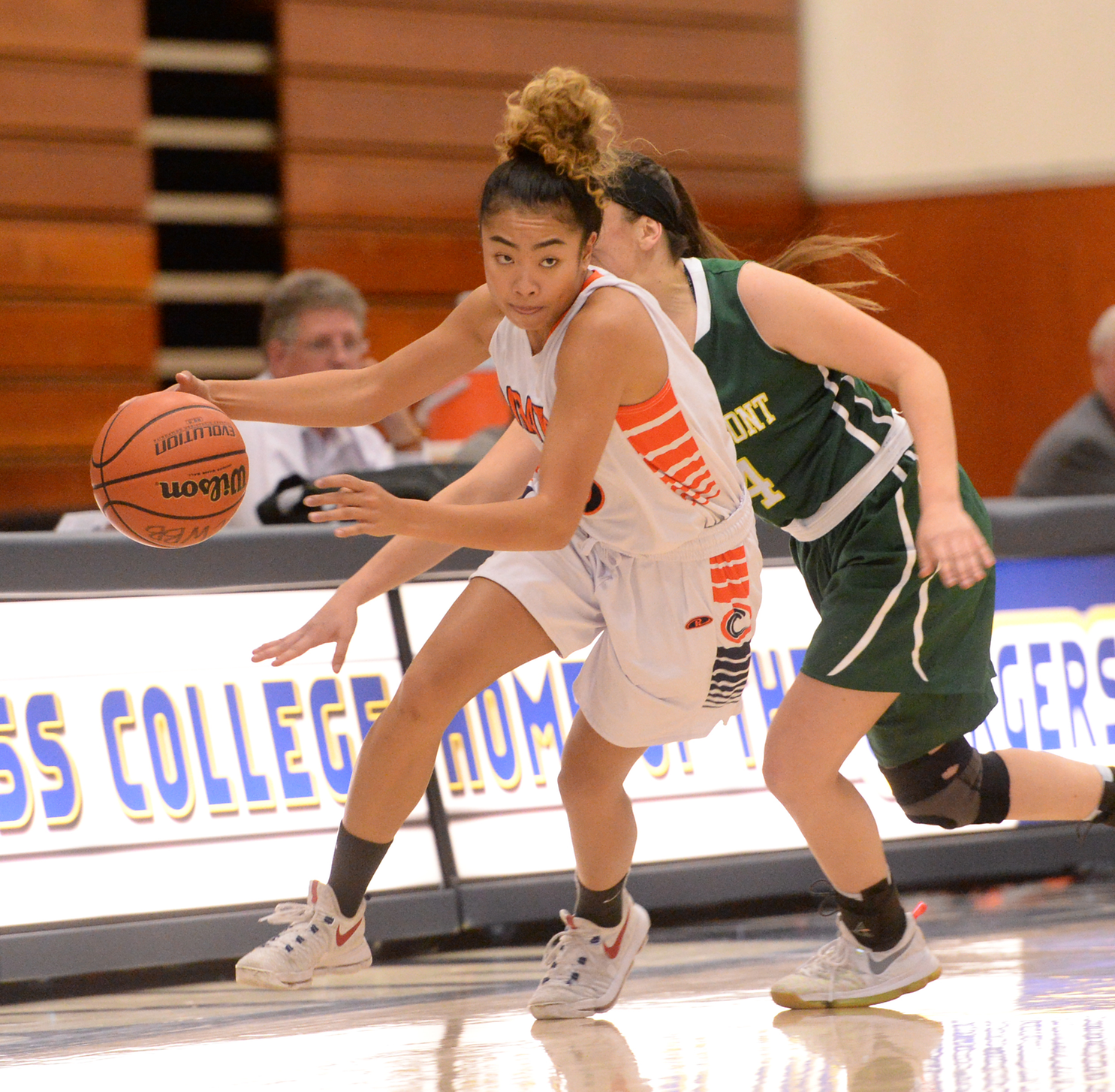 Pirates nearly pull off playoff upset in 80-77 loss to Comets