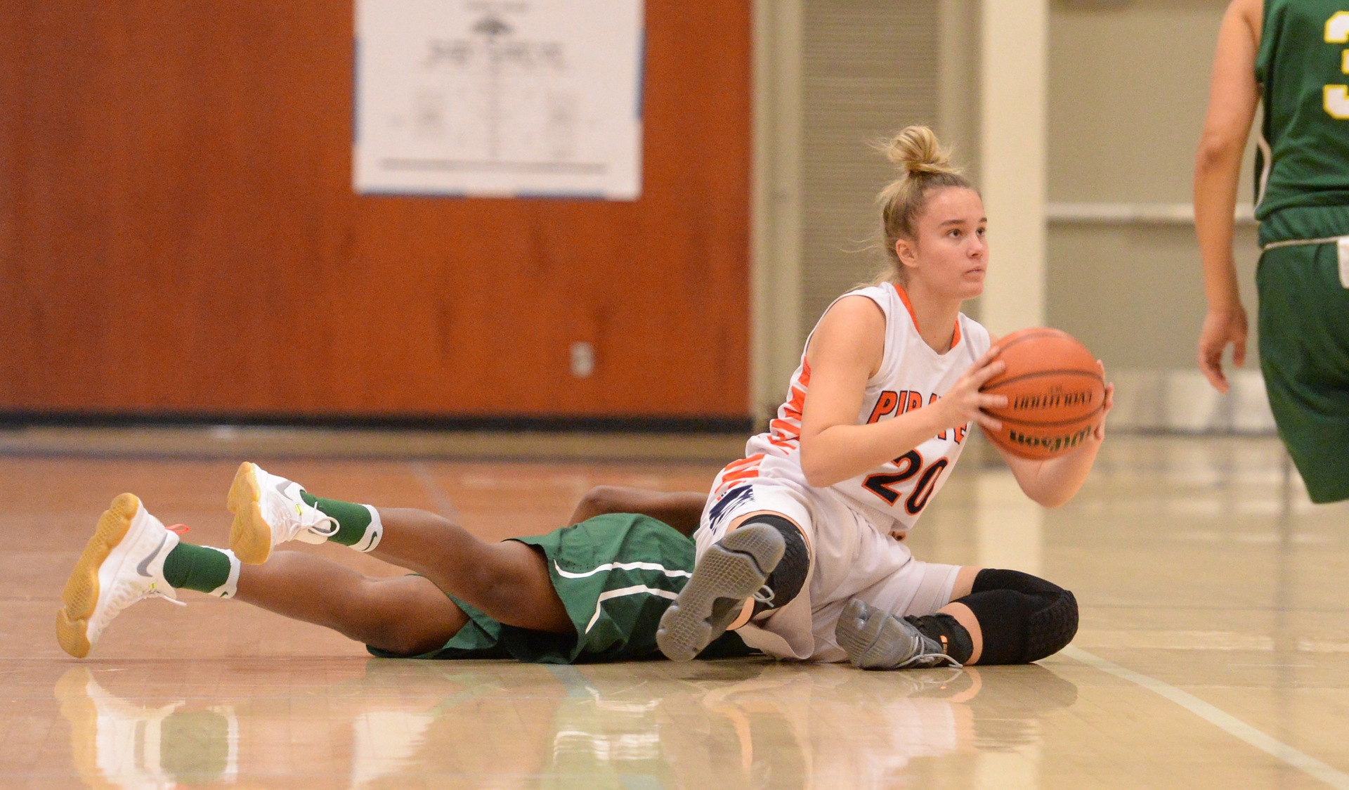 Cold start stymies Pirates in Coast Christmas Classic opener
