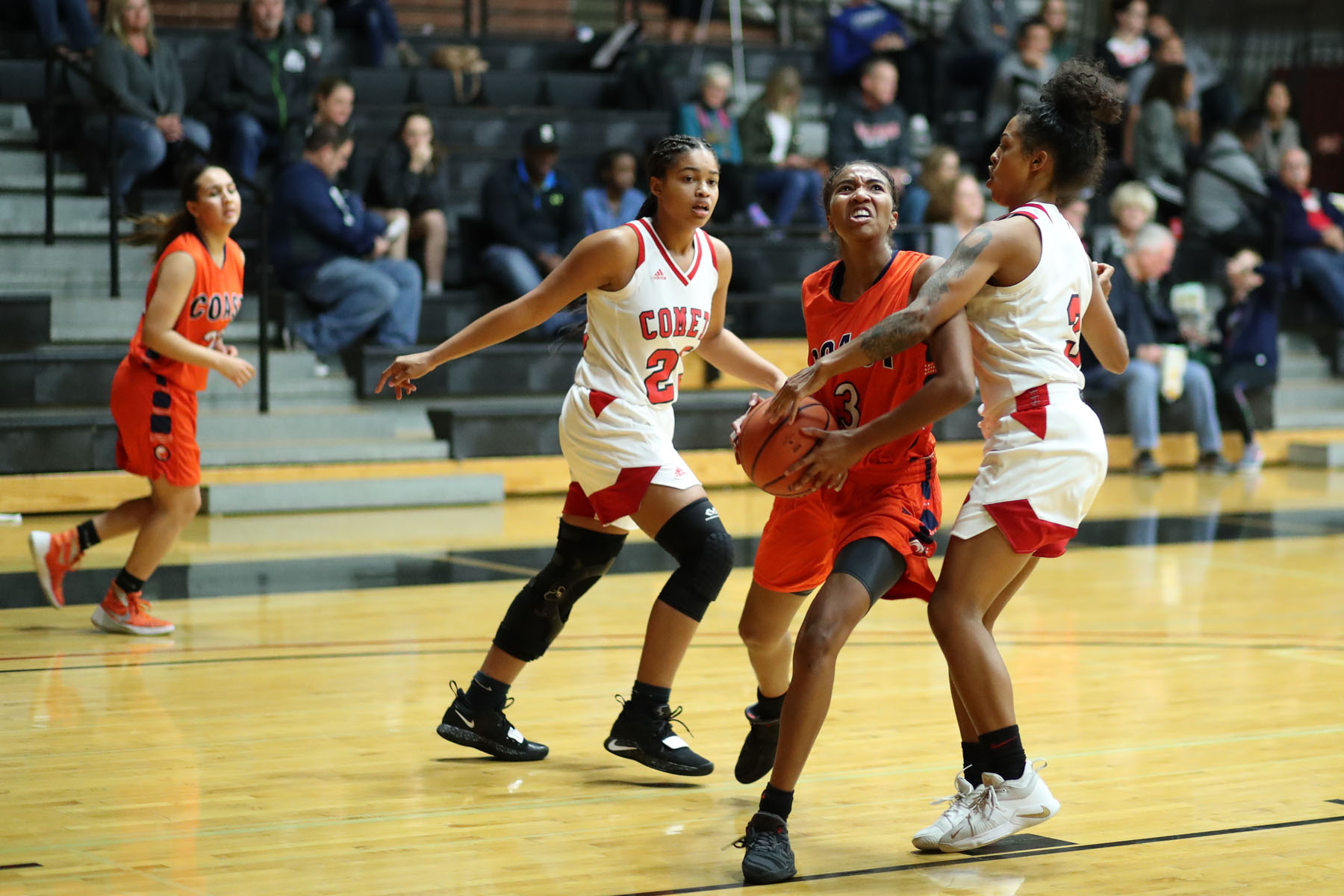 Pirates fall to Lasers in OEC opener