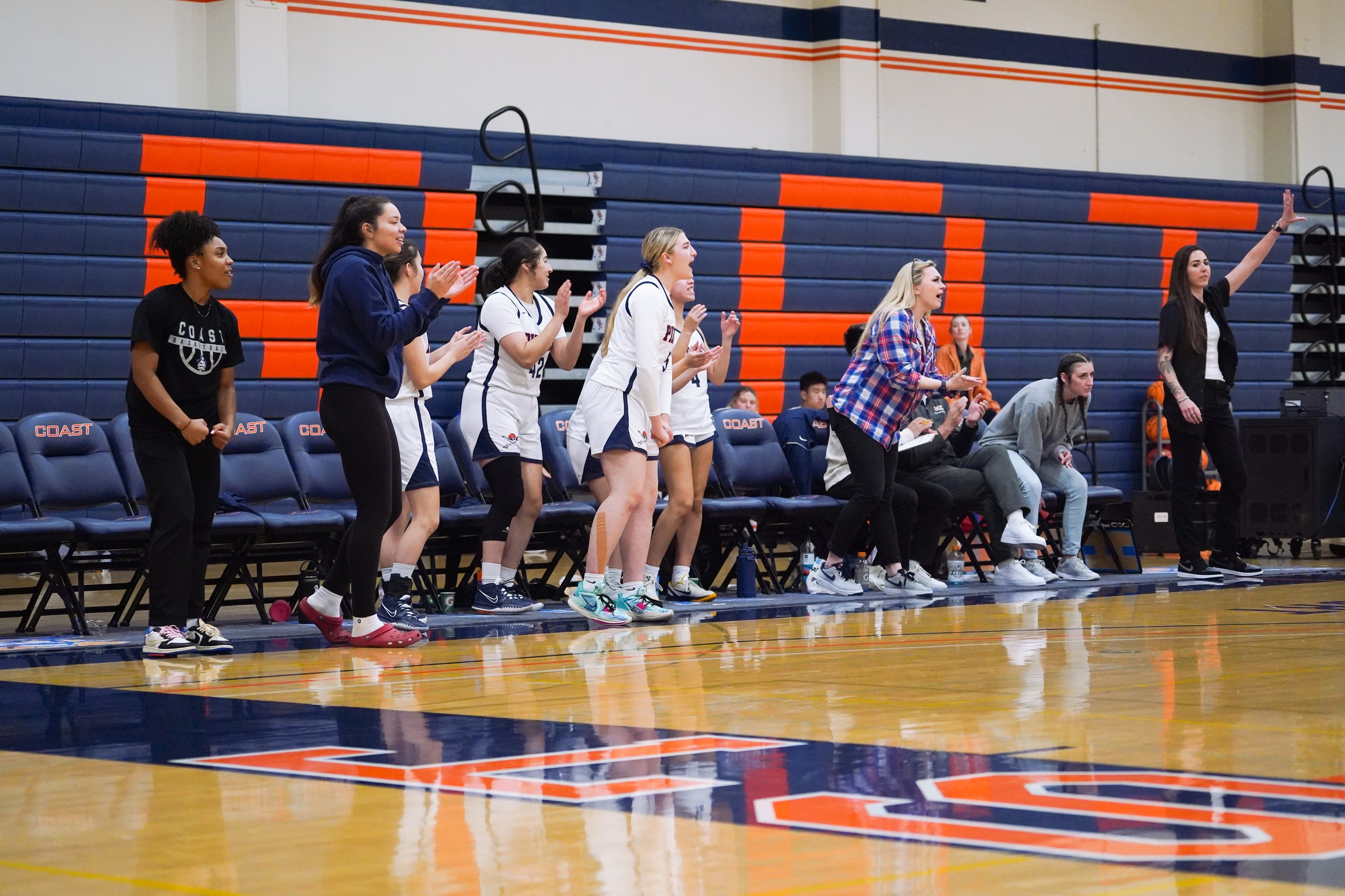 Pirates jump up to 4th in State rankings; No. 2 in Southern California
