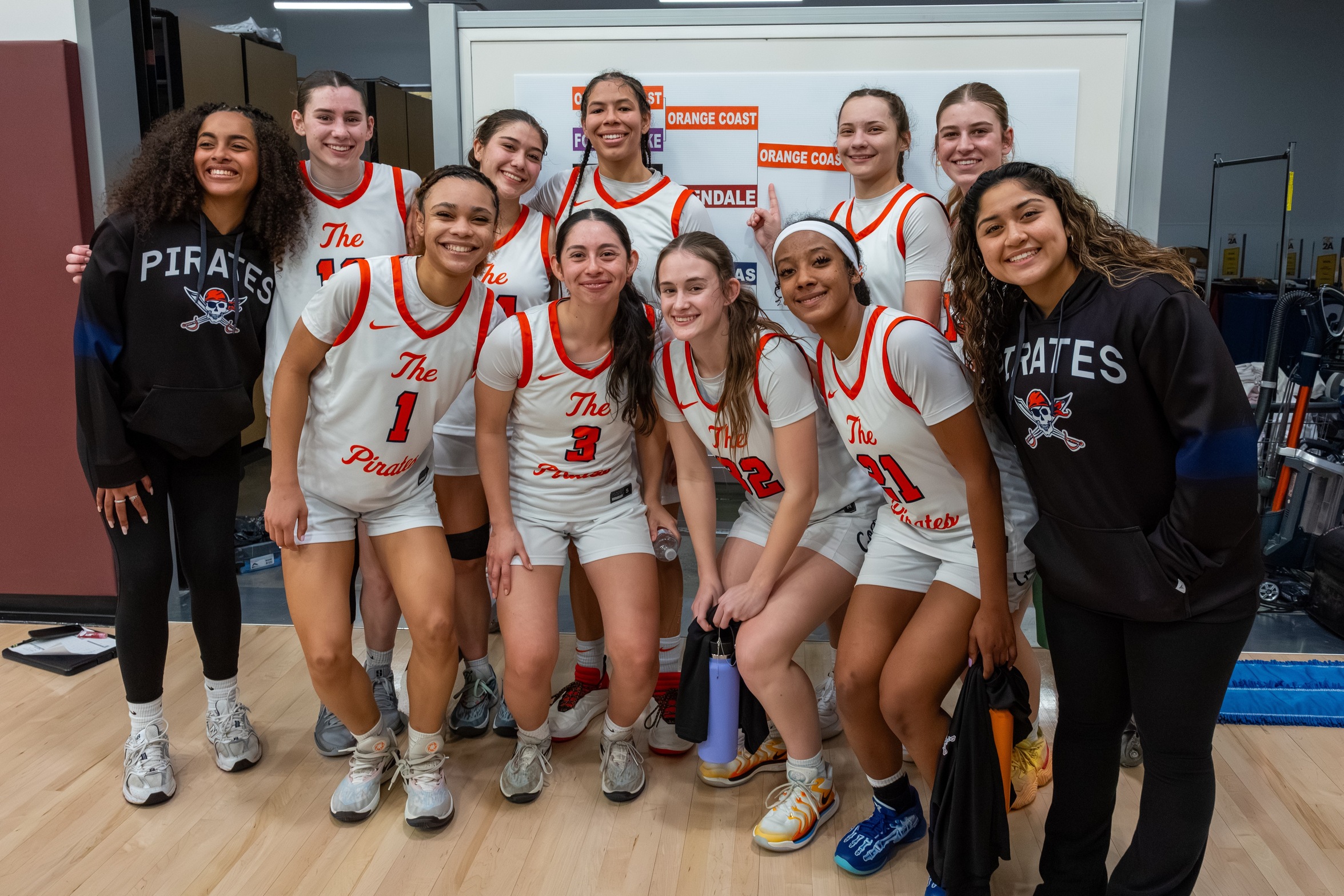 Pirates fall to Mounties in state championship matchup