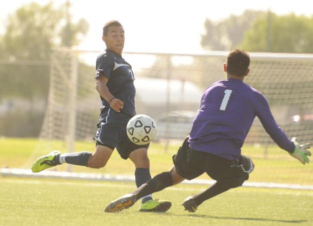 Sanchez's goal lifts Pirates past Lasers, 1-0