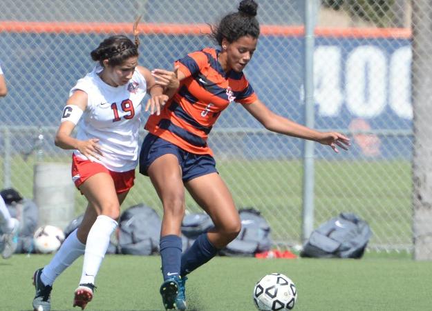 Pirates blank Hornets, 4-0