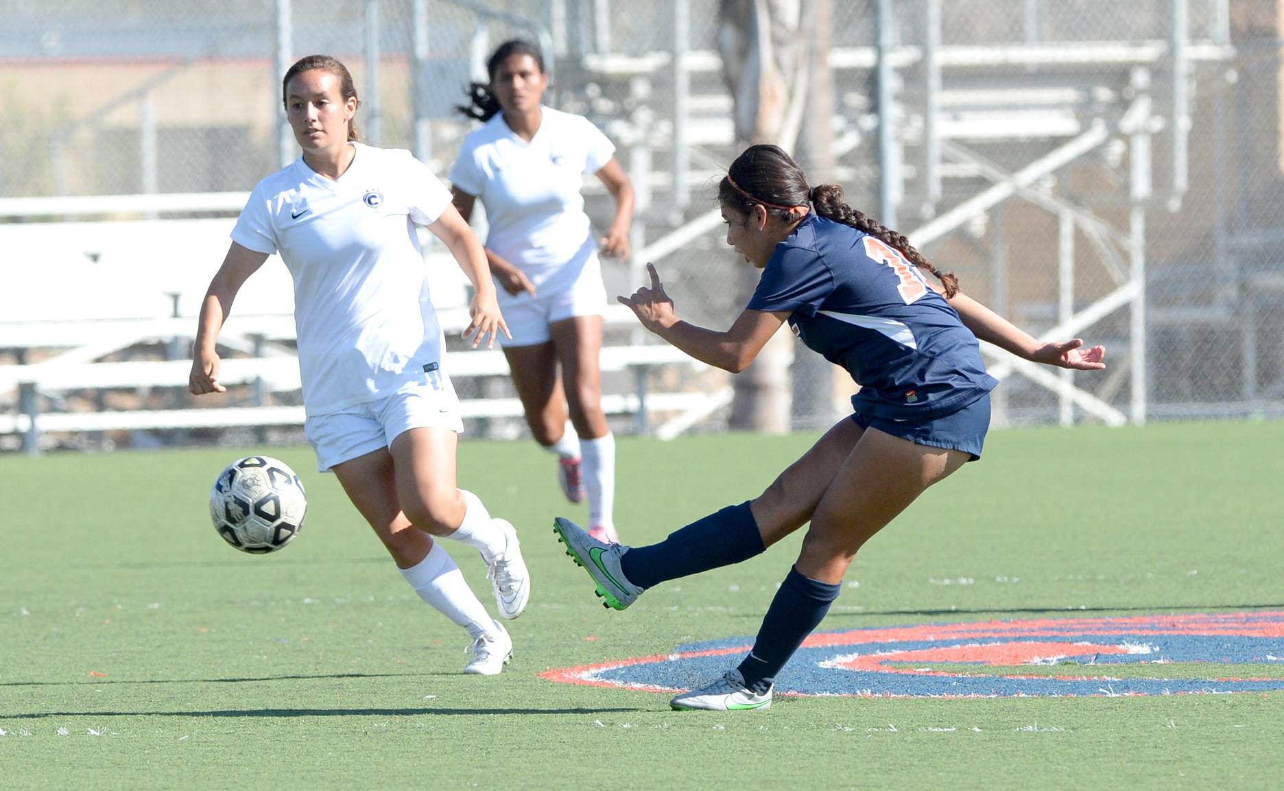 Pirates fall to Glendale in SoCal Regional playoff
