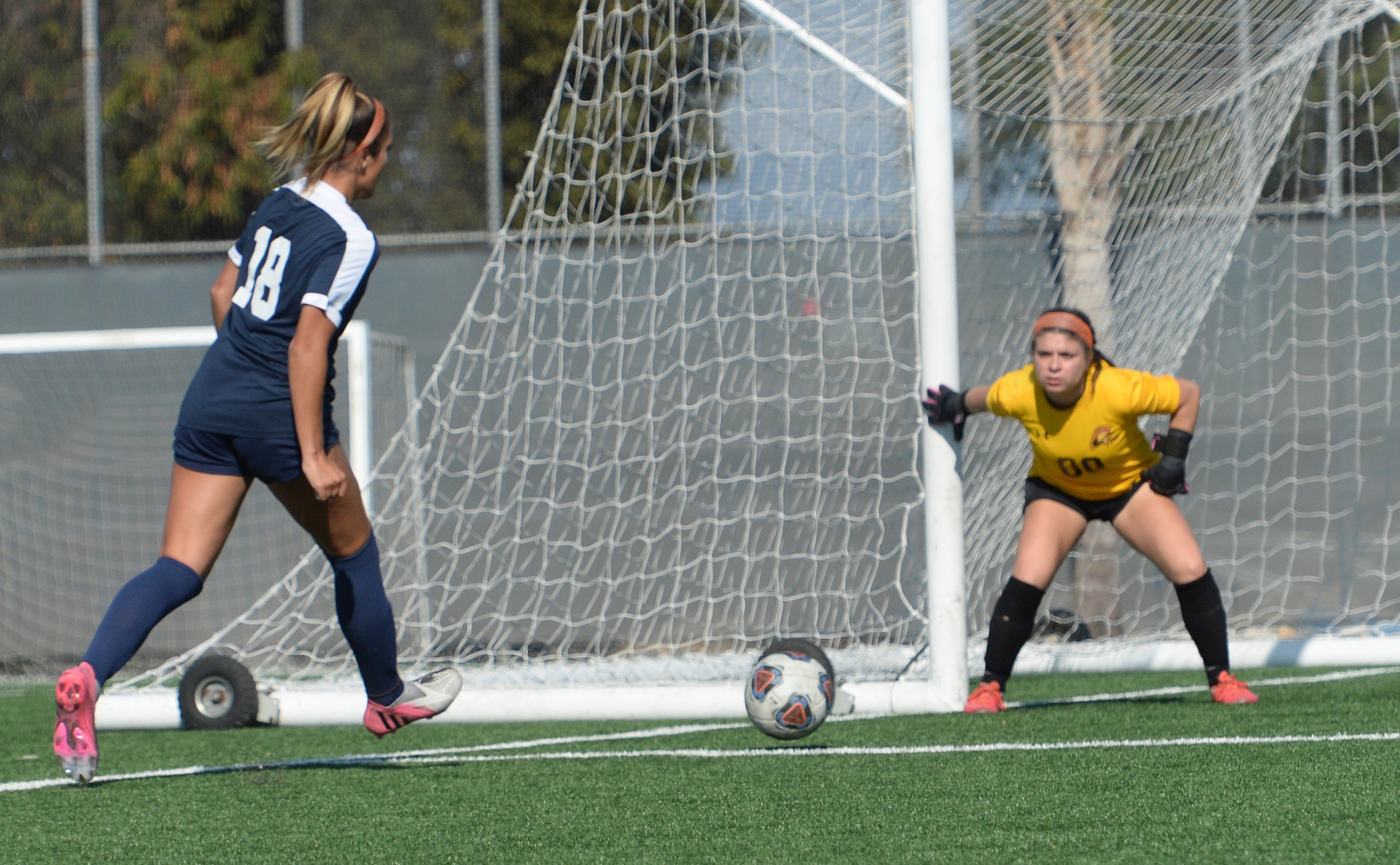 Pirates' road show continues with 1-0 win at Norco