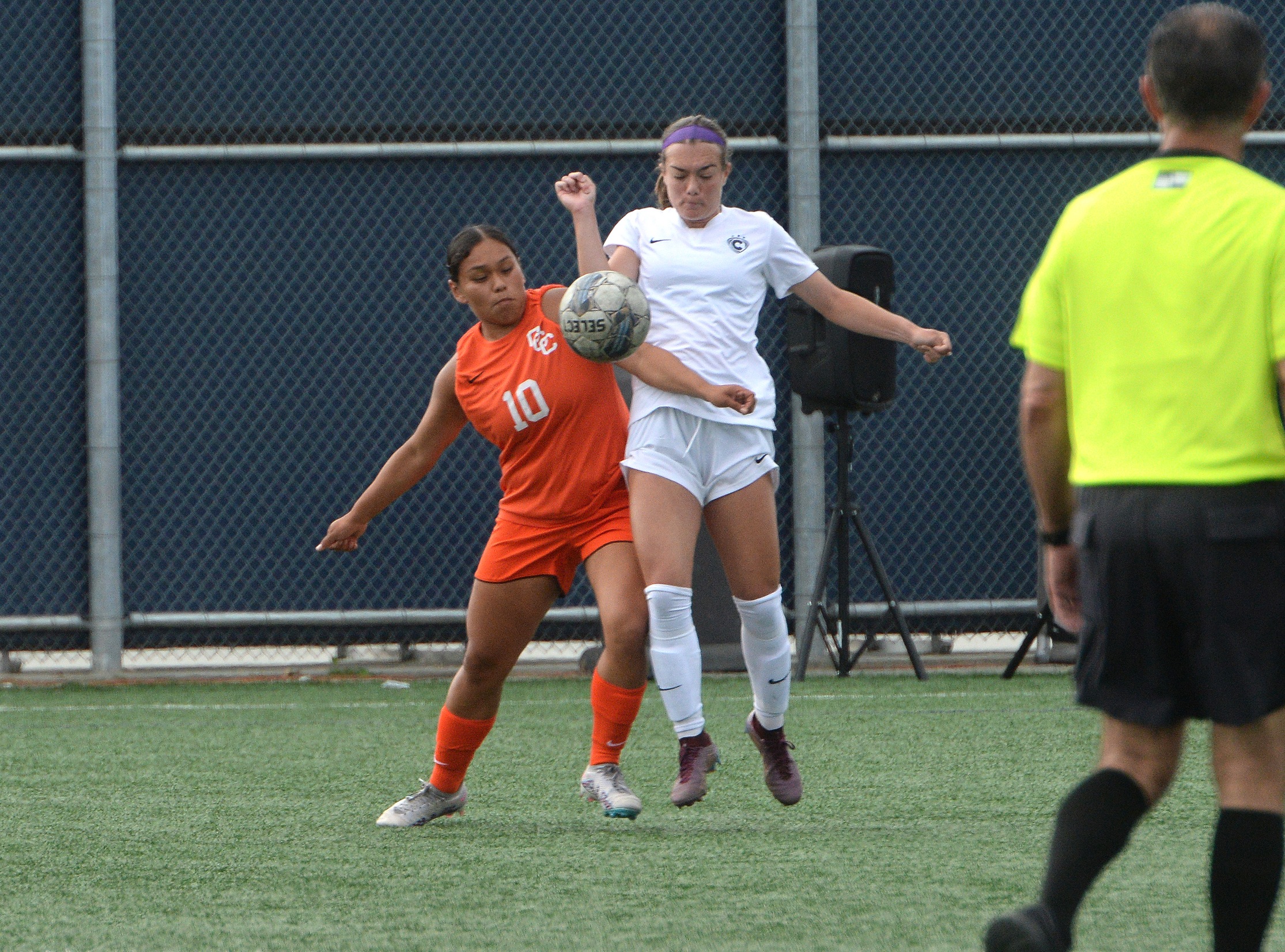 Pirates end strong, topple Rustlers, 3-1