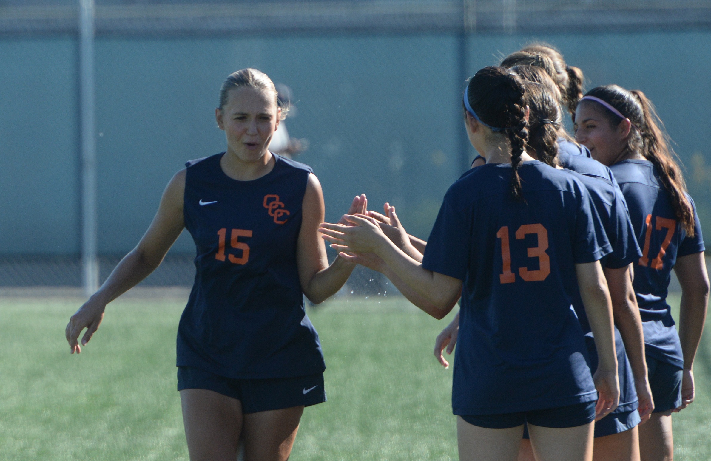 Pirates topple Rustlers, 3-1