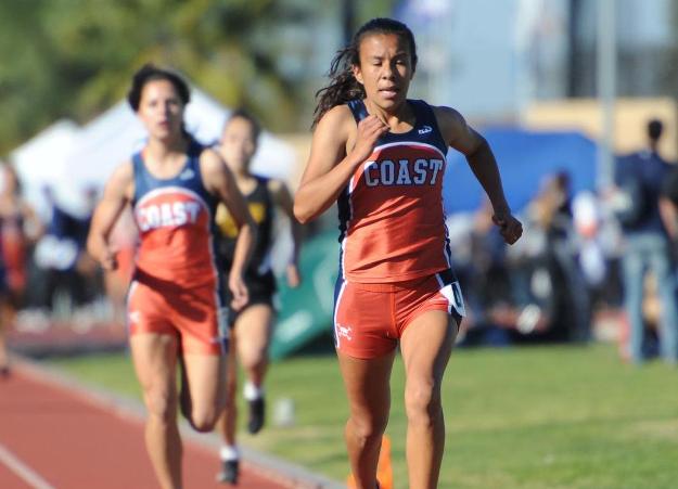 Pirates open 2014 with wins over Gauchos, Hawks in OEC tri-meet