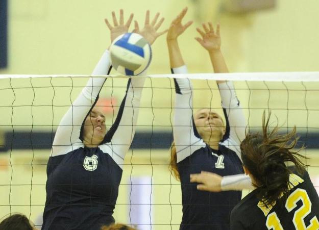 Pirates open conference play with a sweep over the Gauchos