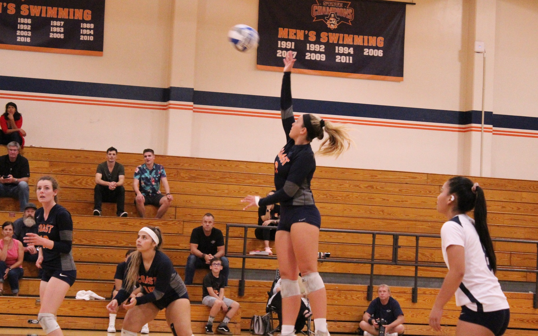 Pirates maintain second spot in OEC with sweep over Riverside