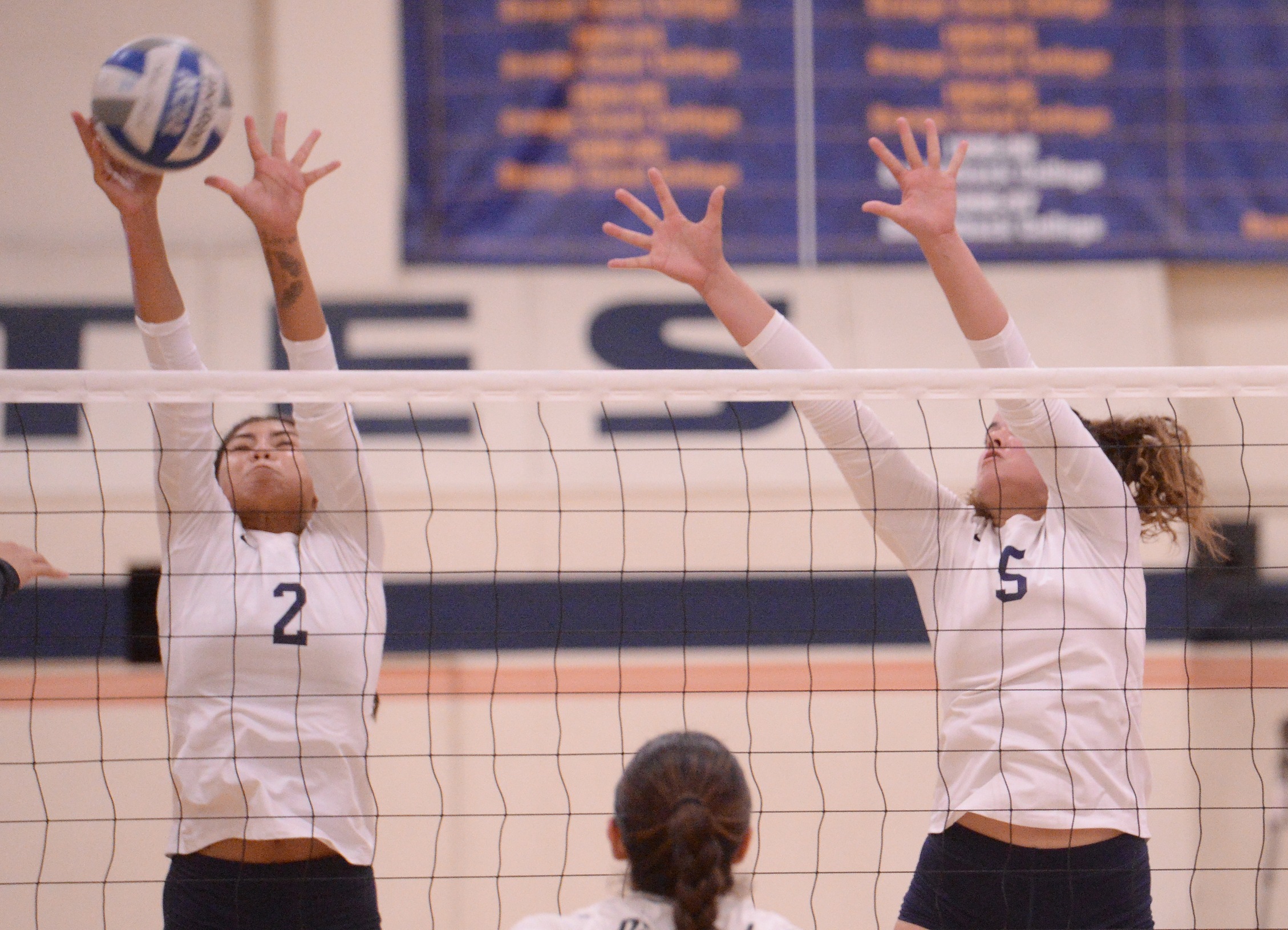 Ventura finds the big points, tops OCC in four