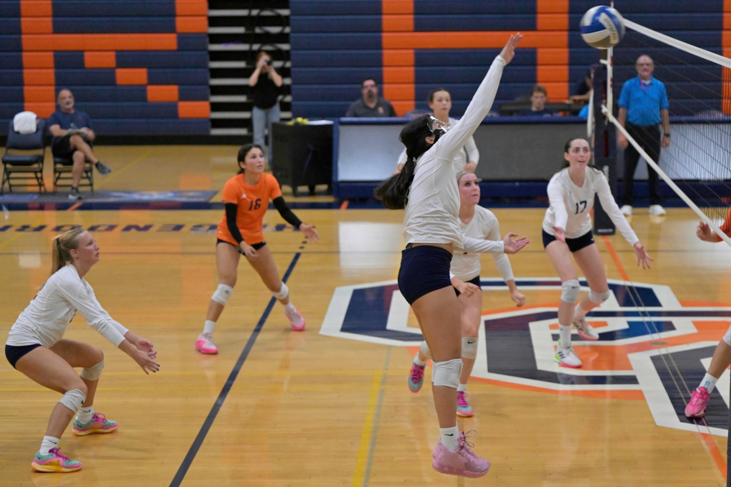 Pirates sweep past Lasers on the road