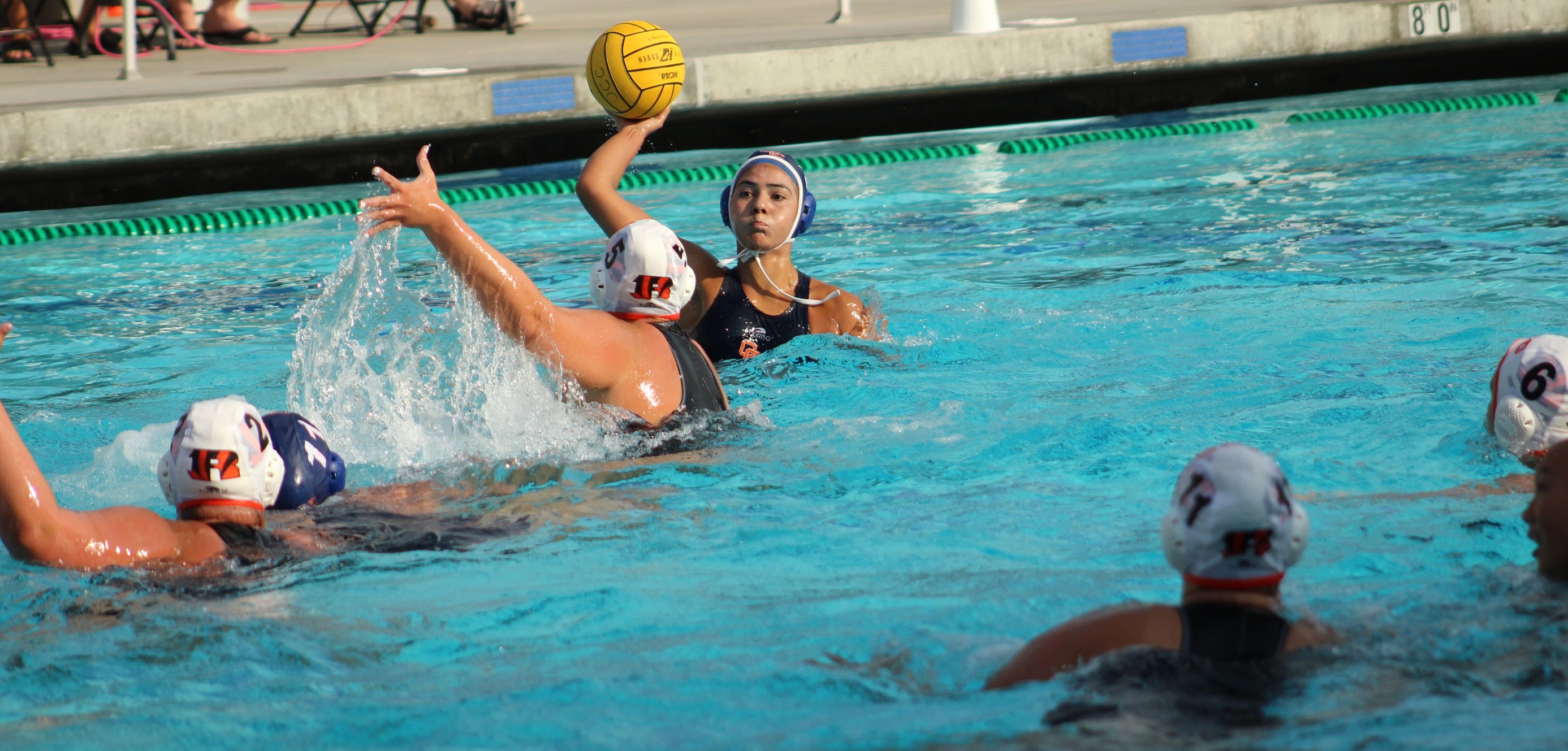 Pirates upset powerhouse Santa Barbara, 11-10