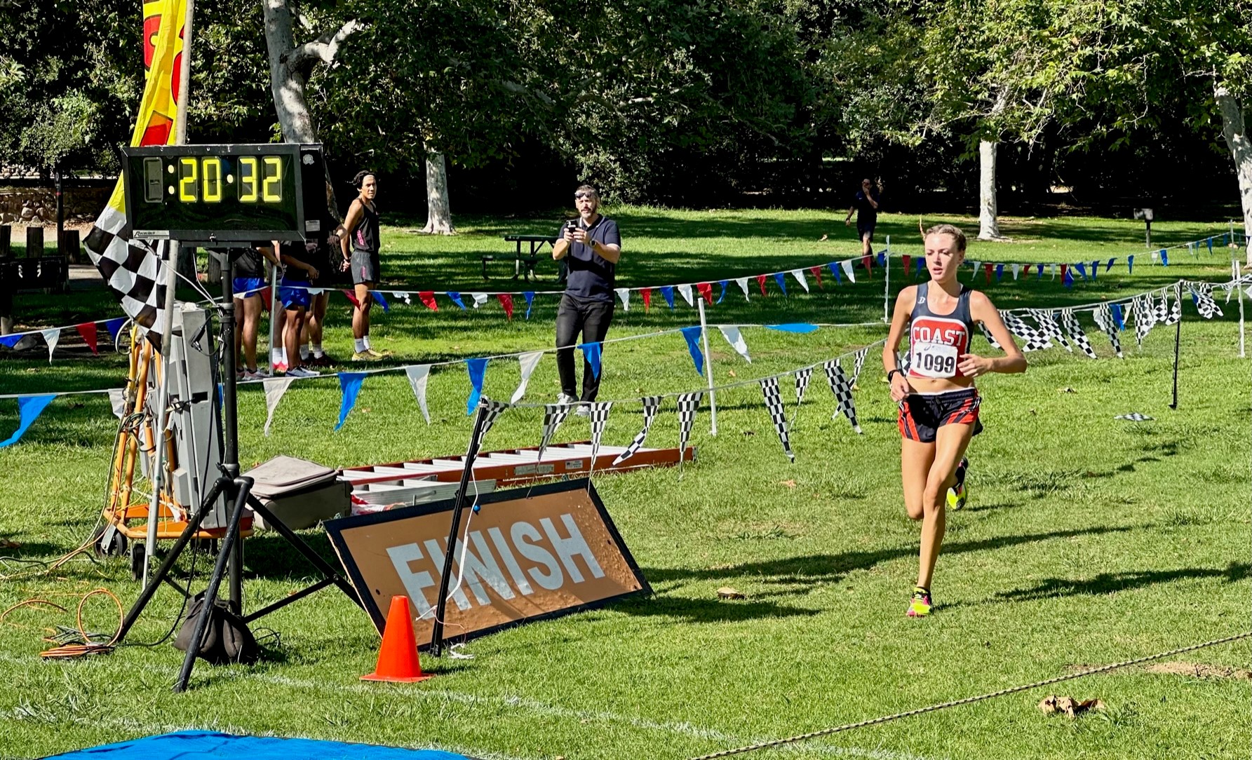 Miller paces Pirates with fifth-place time at Vanguard Invitational